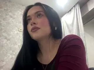 Twannasoucier  live sex cam