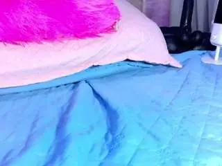 Violetta-lond  live sex cam