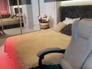 Wowmaya  live sex cam