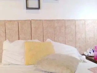 Zoehott  live sex cam