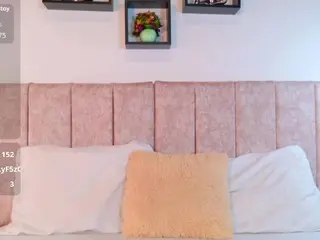 Zoehott  live sex cam