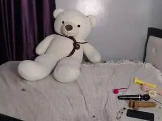 Blackwidoww44  live sex cam