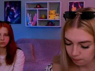 Kiara-belle  live sex cam