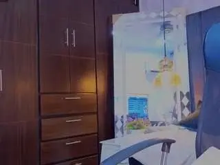 Sussan-roxx  live sex cam