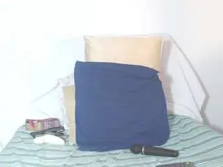 Birdiedavis  live sex cam