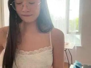Harrietkawamura  live sex cam