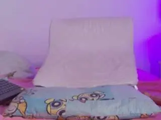 Hellzel-moon  live sex cam