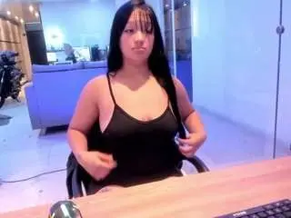 Melodyy-28  live sex cam