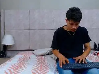 Vale-maty  live sex cam