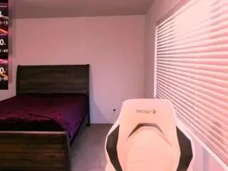 Britteebee  live sex cam