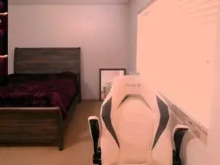 Britteebee  live sex cam