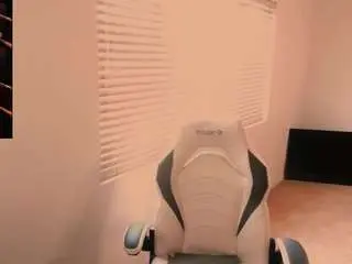 Britteebee  live sex cam