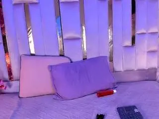 Laylablaze1  live sex cam