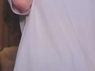 Lynettebails  live sex cam