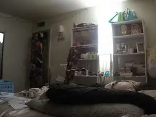 Voyeurcam-freakyfeline-01  live sex cam