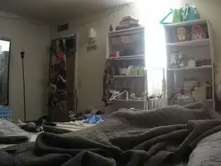 Voyeurcam-freakyfeline-01  live sex cam