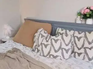 Luiseboclair  live sex cam