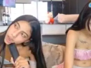 Solmia68  live sex cam
