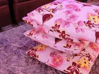 Lara-giraldo  live sex cam