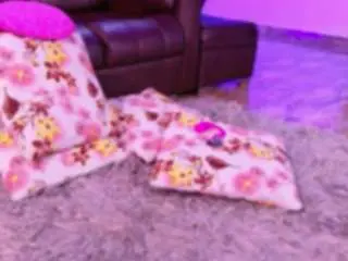 Lara-giraldo  live sex cam