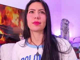 Lara-giraldo  live sex cam