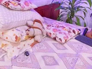 Lara-giraldo  live sex cam