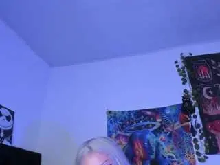 Nicoleozzy  live sex cam