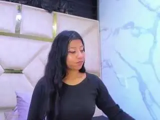 Vanelin18  live sex cam