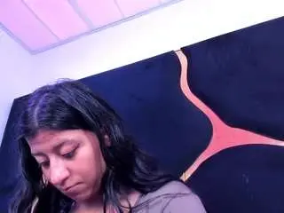 Vanelin18  live sex cam