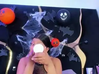 Vanelin18  live sex cam