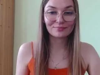 Elly-classy  live sex cam