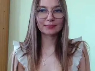 Elly-classy  live sex cam