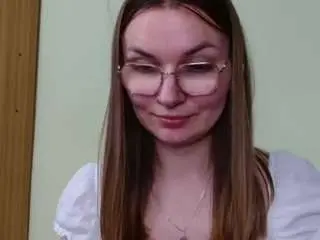 Elly-classy  live sex cam