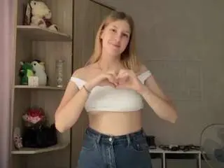 Glendatrotty  live sex cam