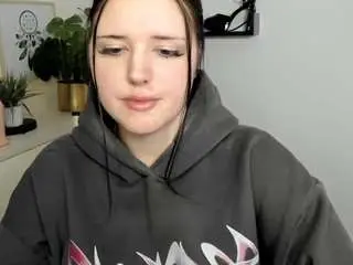 Miafun22  live sex cam