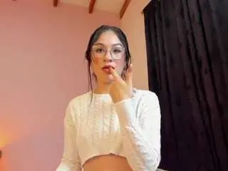 Wet-kiiss  live sex cam
