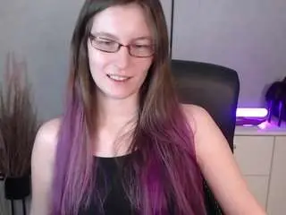 Emmatease94  live sex cam