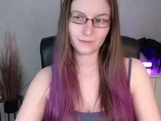 Emmatease94  live sex cam