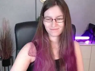 Emmatease94  live sex cam