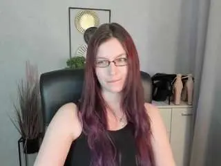 Emmatease94  live sex cam