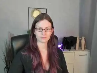 Emmatease94  live sex cam