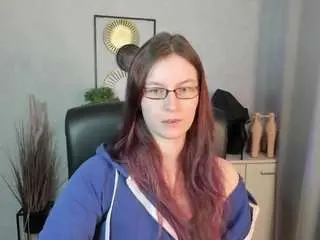 Emmatease94  live sex cam