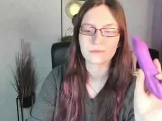 Emmatease94  live sex cam