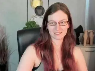 Emmatease94  live sex cam