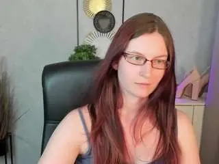 Emmatease94  live sex cam