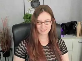 Emmatease94  live sex cam