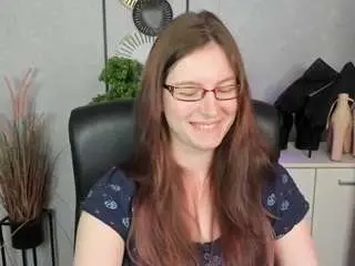 Emmatease94  live sex cam