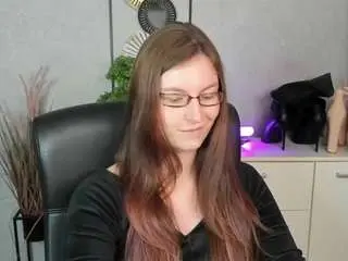 Emmatease94  live sex cam