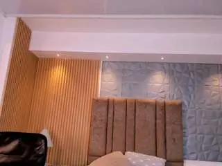 Paulinasweett  live sex cam