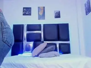 Paulinasweett  live sex cam